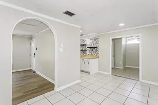 123 SW Robinwood Dr, Fort Walton Beach, FL 32548 - Photo 9