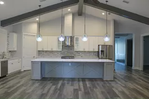 104 SW Second Ave, Fort Walton Beach, FL 32548 - Photo 3