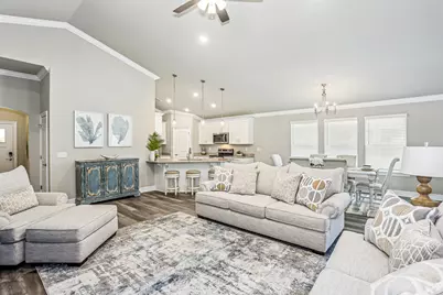 7572 Hatteras Drive, Navarre, FL 32566 - Photo 13