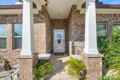 2 W Casa Loma Drive, Mary Esther, FL 32569 - Photo 3
