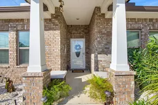 2 W Casa Loma Dr, Mary Esther, FL 32569 - Photo 3