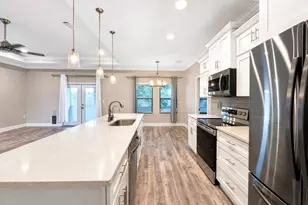 2 W Casa Loma Dr, Mary Esther, FL 32569 - Photo 13