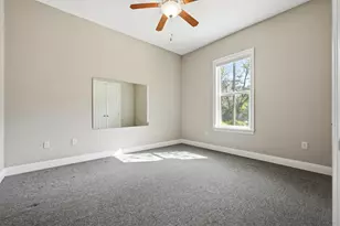 266 Florida Ave, Valparaiso, FL 32580 - Photo 11