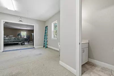 266 Florida Avenue, Valparaiso, FL 32580 - Photo 9