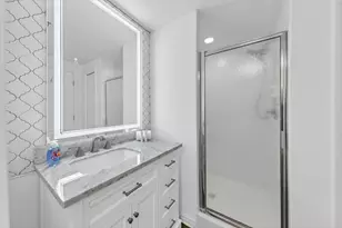 15300 Emerald Coast Pkwy, Destin, FL 32541 - Photo 25