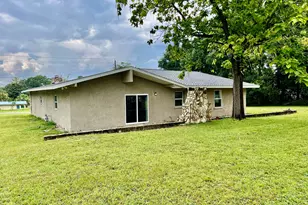 16 N 1st St, Defuniak Springs, FL 32433 - Photo 43