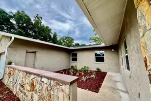 16 N 1st St, Defuniak Springs, FL 32433 - Photo 31