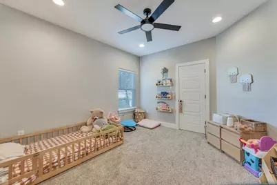 320 N Cedar Avenue, Niceville, FL 32578 - Photo 27