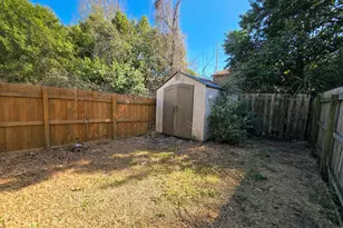 11 NW Poulton Dr, Fort Walton Beach, FL 32548 - Photo 19