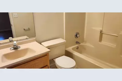 305 Ashley Drive, Crestview, FL 32536 - Photo 17