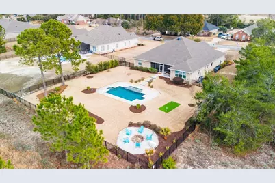 513 W Club House Drive, Freeport, FL 32439 - Photo 1