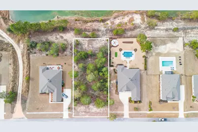 513 W Club House Drive, Freeport, FL 32439 - Photo 5