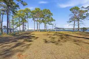395 Jasmine Ave, Valparaiso, FL 32580 - Photo 65