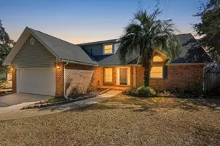 395 Jasmine Ave, Valparaiso, FL 32580 - Photo 3