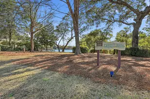 395 Jasmine Ave, Valparaiso, FL 32580 - Photo 57
