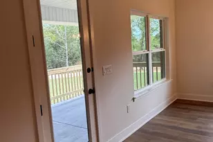 2418 Aleia Ln, Crestview, FL 32536 - Photo 9