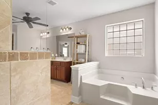 9722 Misty Meadow Ln, Navarre, FL 32566 - Photo 39