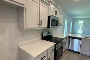 2414 Aleia Ln, Crestview, FL 32536 - Photo 9