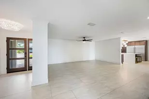 423 Caviar Dr, Fort Walton Beach, FL 32548 - Photo 11