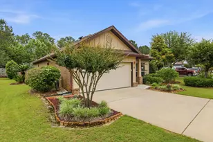 11 Hemingway Ln, Freeport, FL 32439 - Photo 5