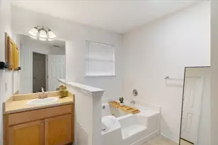 210 Citadel Ln, Crestview, FL 32539 - Photo 21