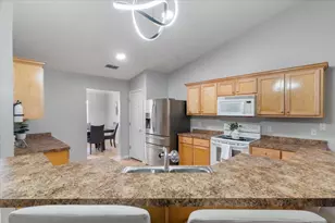 210 Citadel Ln, Crestview, FL 32539 - Photo 15