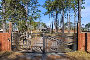 6735 E Bay Blvd, Navarre, FL 32566 - Photo 11