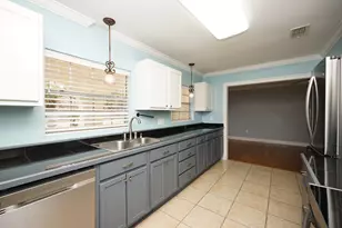 1016 Pine Lake Dr, Niceville, FL 32578 - Photo 13