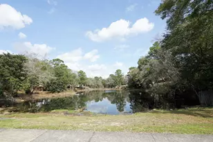 1016 Pine Lake Dr, Niceville, FL 32578 - Photo 35