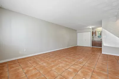 201 E College Boulevard #UNIT 11, Niceville, FL 32578 - Photo 7