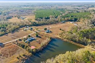 3272 Twin Lks Dr, Bonifay, FL 32425 - Photo 11