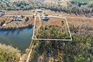 3272 Twin Lks Dr, Bonifay, FL 32425 - Photo 3