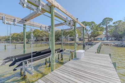 5756 E Bay Boulevard, Gulf Breeze, FL 32563 - Photo 41
