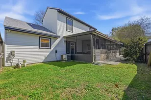 351 NW Canterbury Circle, Fort Walton Beach, FL 32548 - Photo 29