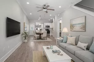 220 Date Palm Ln, Freeport, FL 32439 - Photo 1