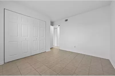 308 SW Miracle Strip Parkway #5B, Fort Walton Beach, FL 32548 - Photo 9