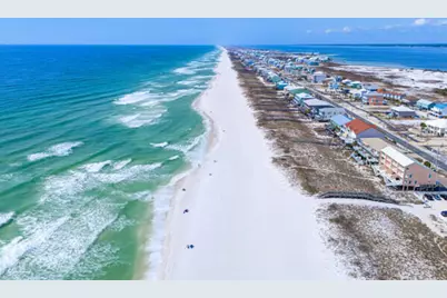 7961 Gulf Boulevard, Navarre, FL 32566 - Photo 1