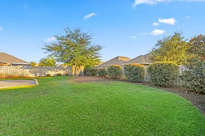 521 Cornelia Street, Freeport, FL 32439 - Photo 29