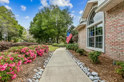 2066 Kildare Circle, Niceville, FL 32578 - Photo 9