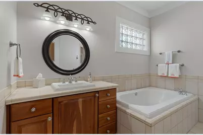 7303 Spinnaker Court, Navarre, FL 32566 - Photo 23