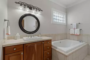 7303 Spinnaker Ct, Navarre, FL 32566 - Photo 23