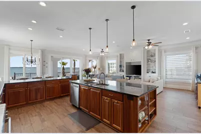 7303 Spinnaker Court, Navarre, FL 32566 - Photo 23