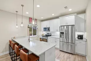 707A Cypress Dr, Niceville, FL 32578 - Photo 5