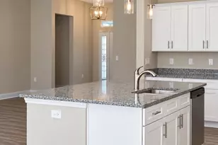 2502 Chinook Dr, Crestview, FL 32536 - Photo 9