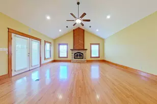 5570 N Blue Angel Pkwy, Pensacola, FL 32526 - Photo 17