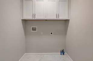 615 31st St, Niceville, FL 32578 - Photo 23