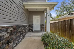 615 31st St, Niceville, FL 32578 - Photo 3