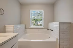 615 31st St, Niceville, FL 32578 - Photo 31