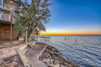 305 S Garcon Point Road, Milton, FL 32583 - Photo 47