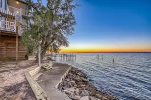 305 S Garcon Point Rd, Milton, FL 32583 - Photo 47
